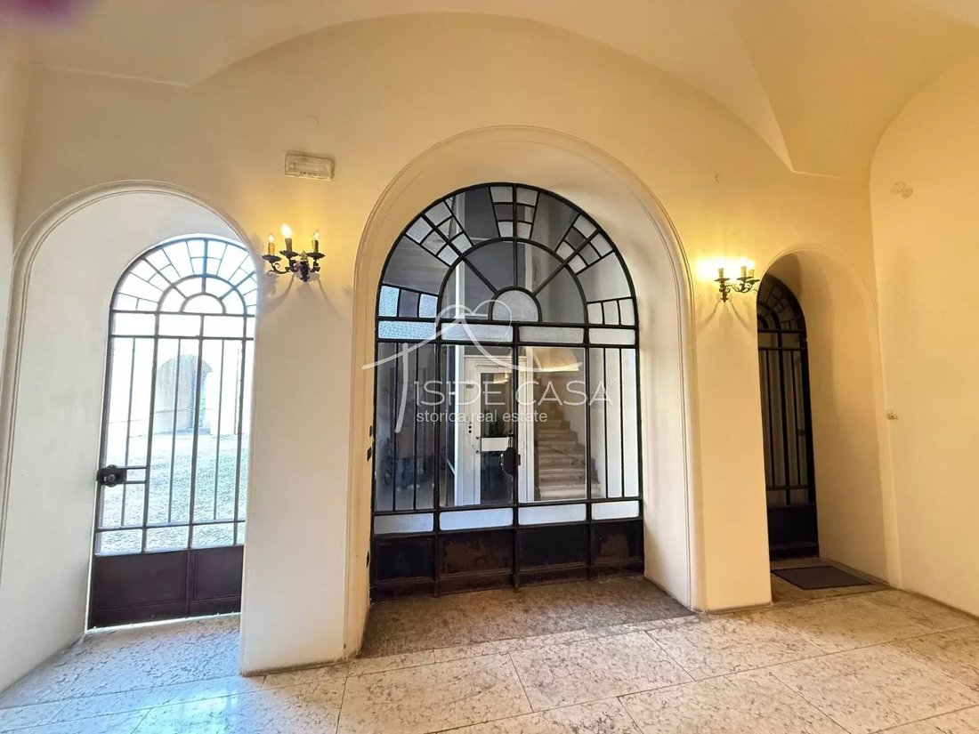 Apartment in Historic Center, Mantua, Lombardy 1 - 18513035