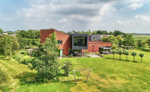 Villa in Woudrichem, North Brabant, Netherlands 1