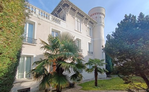 Villa in La Prairie des Presles, Le Perreux-sur-Marne, France 1