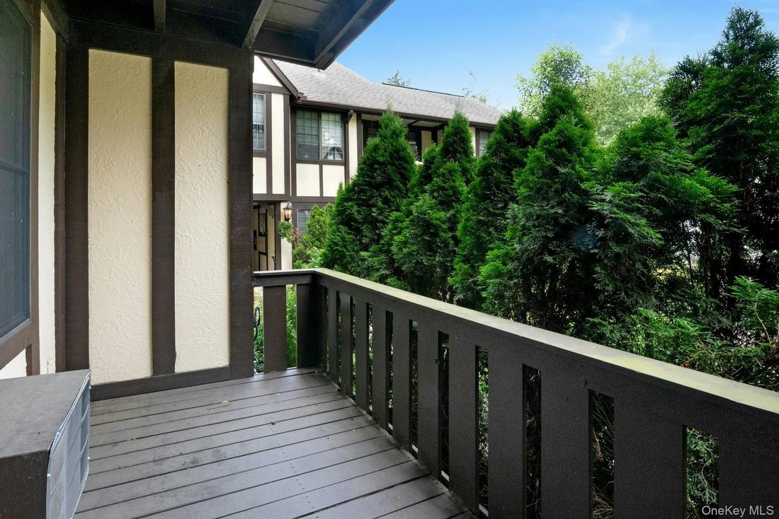 Condo in Pleasantville, New York, United States 3 - 18519232