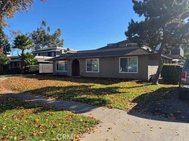 Santa Ana, California, United States 1 - 18142203