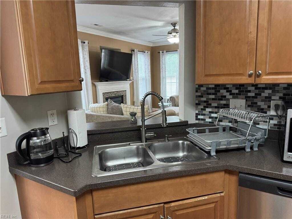 House in Chesapeake, Virginia, United States 3 - 18509002