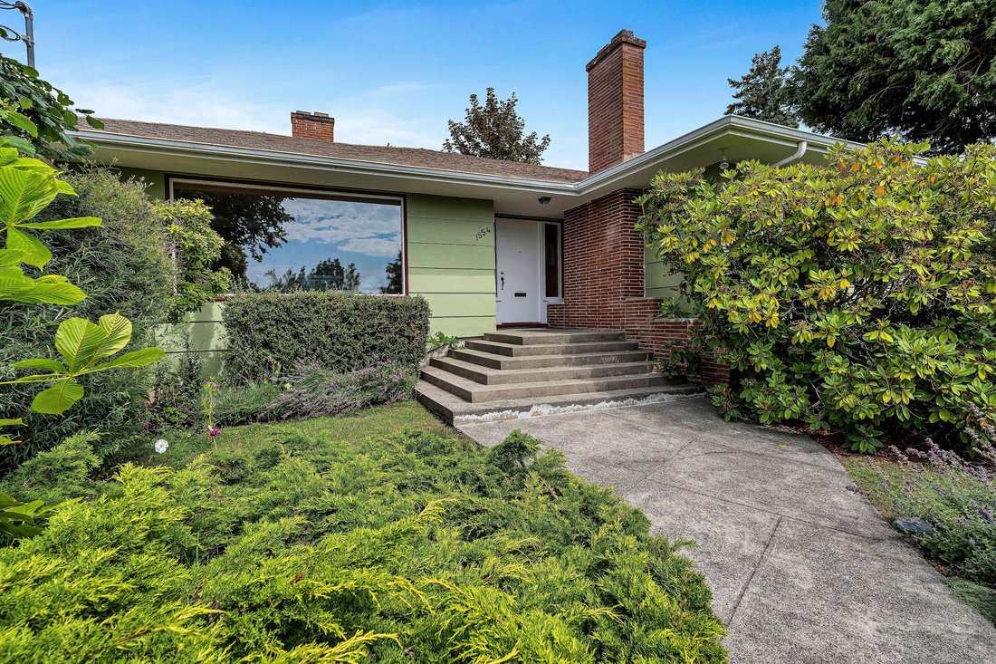House in Victoria, British Columbia, Canada 4 - 18510588