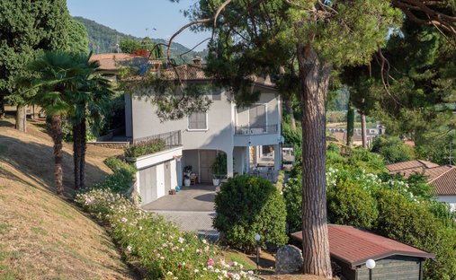 Villa in Credaro, Lombardy, Italy 1