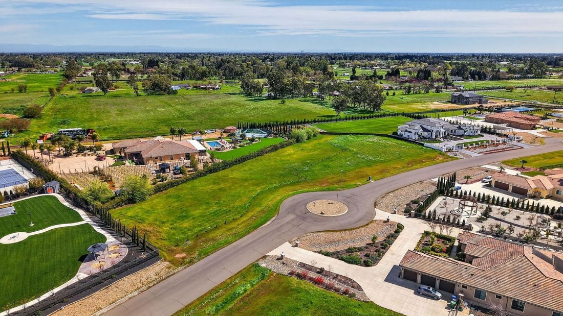 Land in Elk Grove, California, United States 4 - 18515689