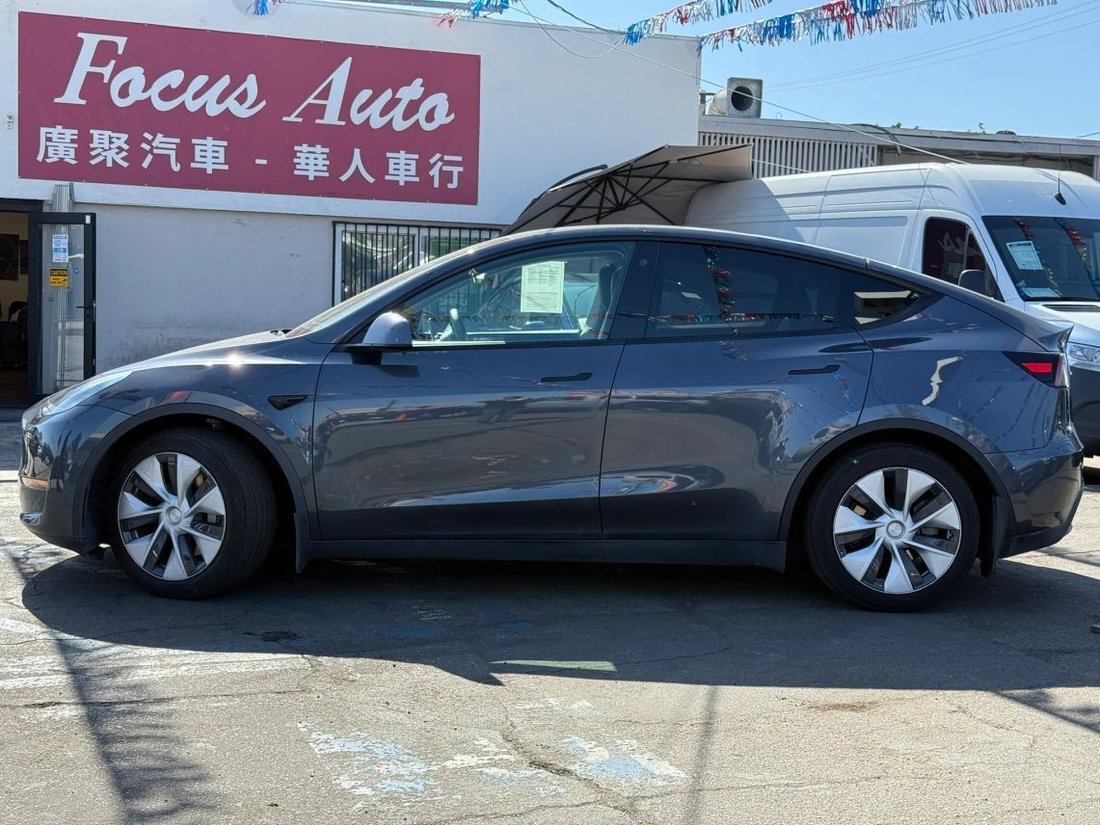 Suv in El Monte, CA, United States 3 - 18464866