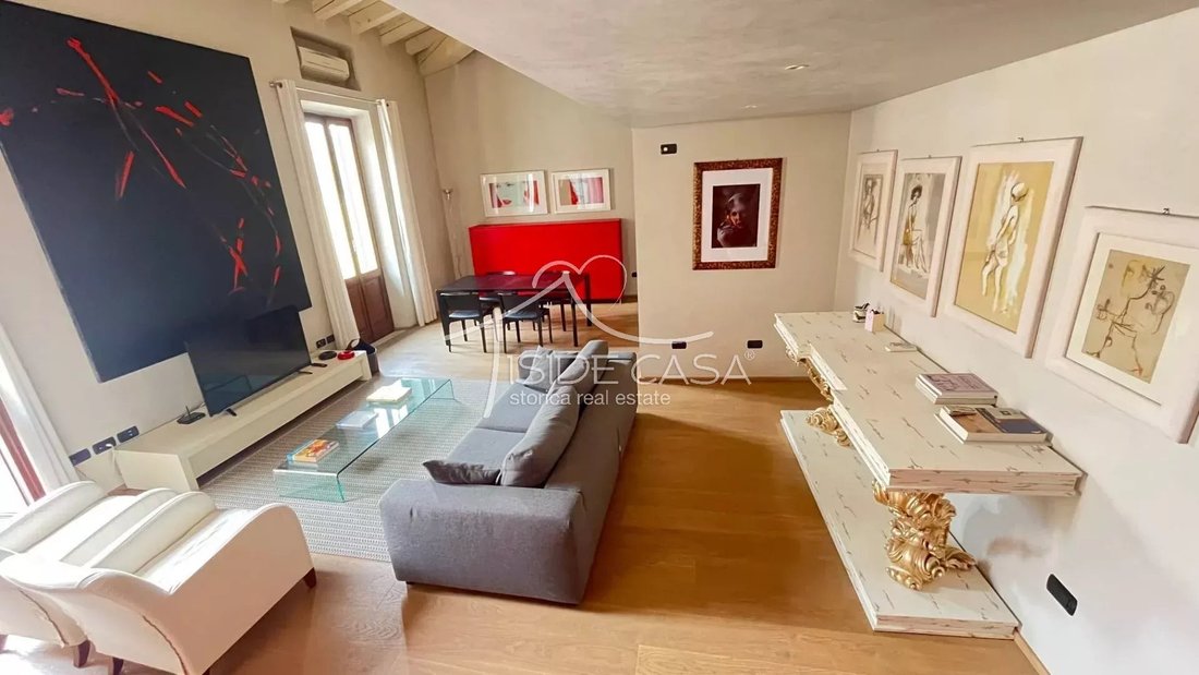 Apartment in Historic Center, Mantua, Lombardy 4 - 18513329