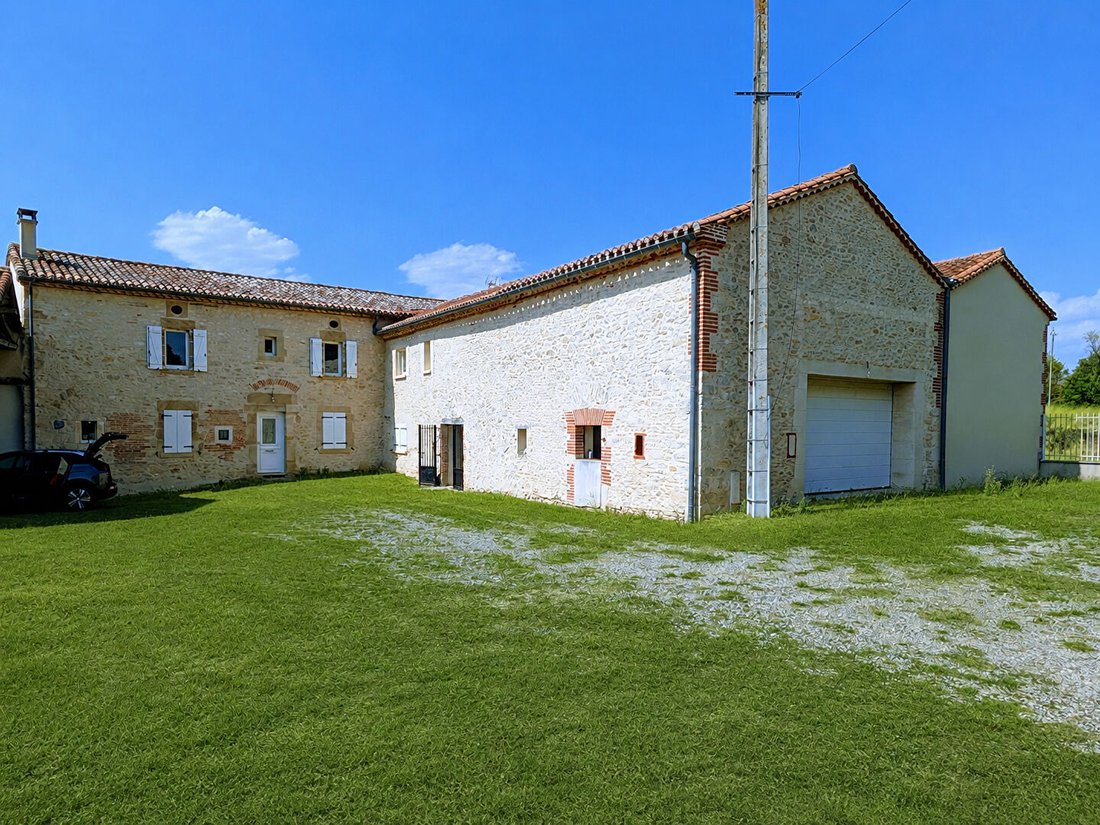 Villa in Fenols, Occitania, France 1 - 18516558