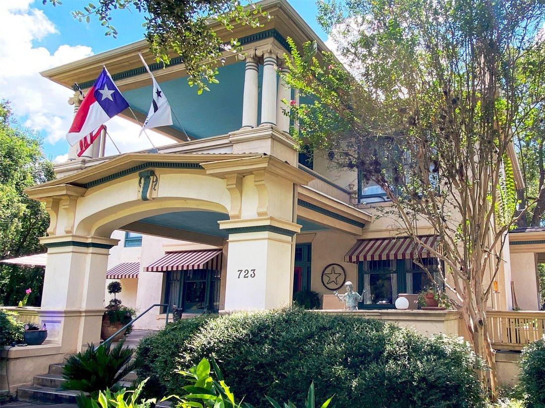 House in Gonzales, Texas, United States 3 - 18512175