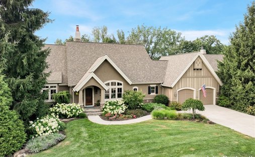 Condo in Forest Hills, Michigan, United States 1
