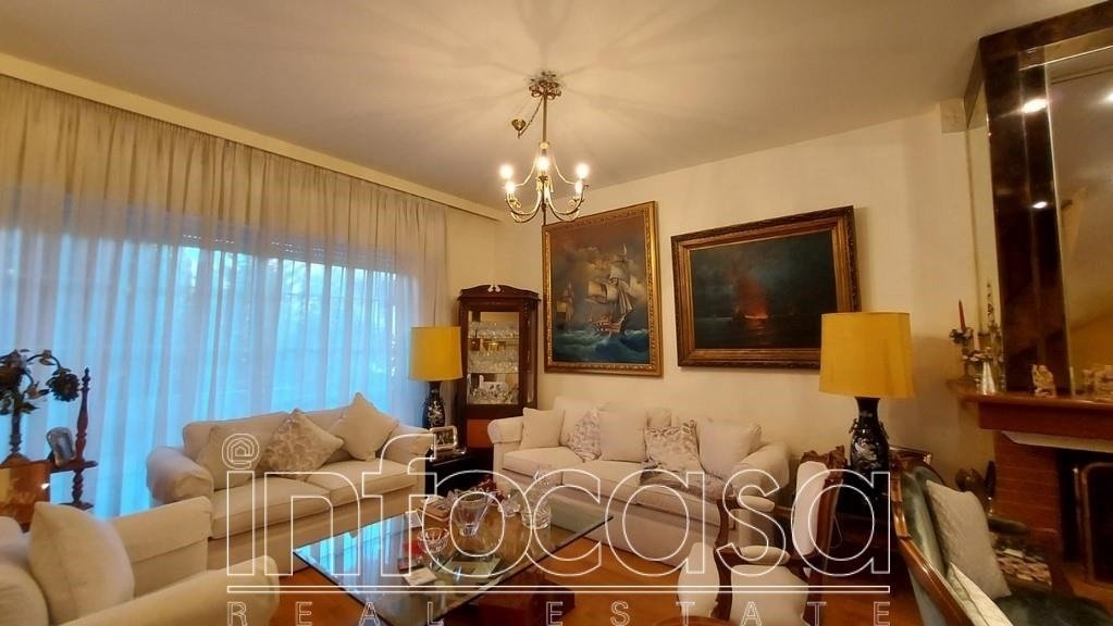 Wohnung in Vrilissia, Attika, Griechenland 2 - 18509173