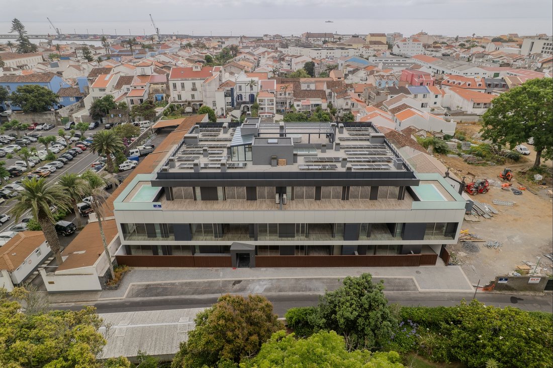 Apartment in Ponta Delgada (Sao Jose), Azores, Portugal 1 - 18429992