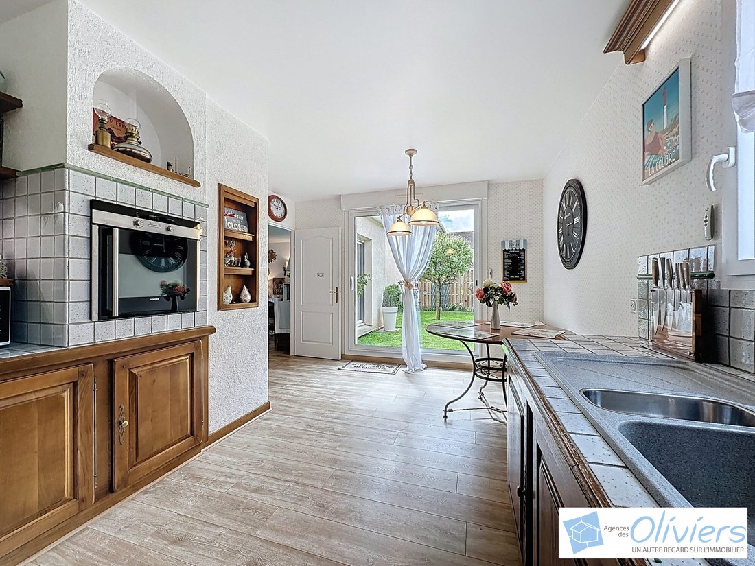 House in Villaroy, Guyancourt, France 5 - 18206900