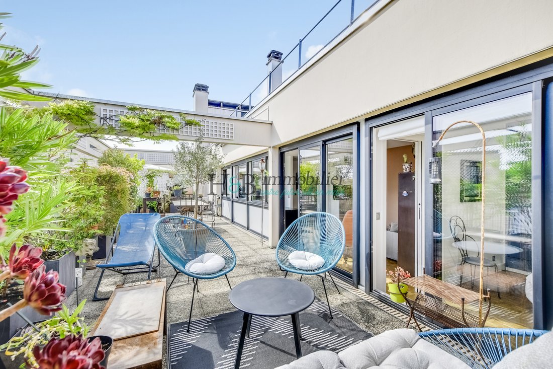 Apartment in Saint Philippe du Roule, Paris 8e Arrondissement, Paris 2 - 18511645