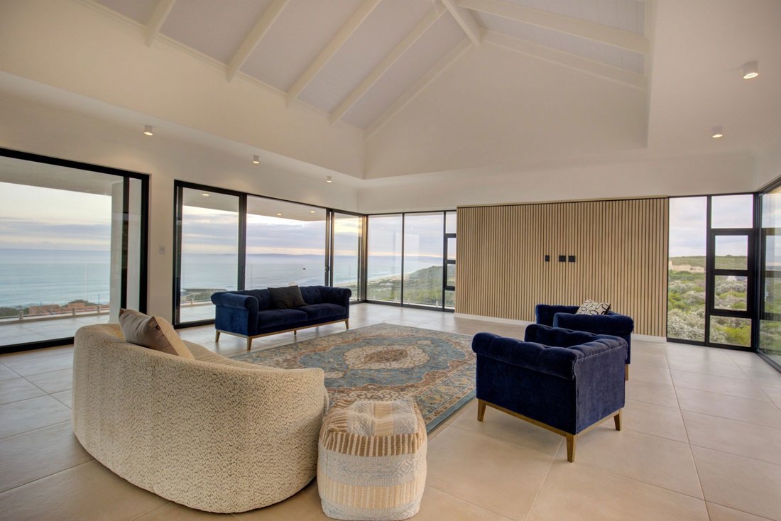 House in Mossel Bay, Western Cape, South Africa 3 - 17854409