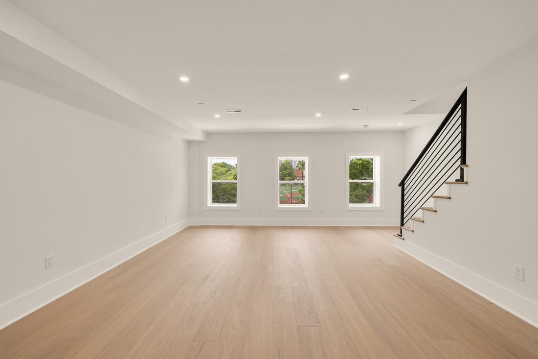 Condo in Washington, District of Columbia, United States 3 - 18516762