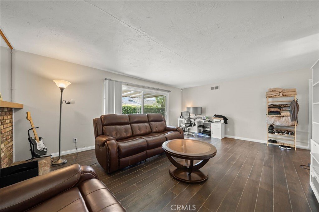 House in Signal Hill, California, United States 5 - 18078116