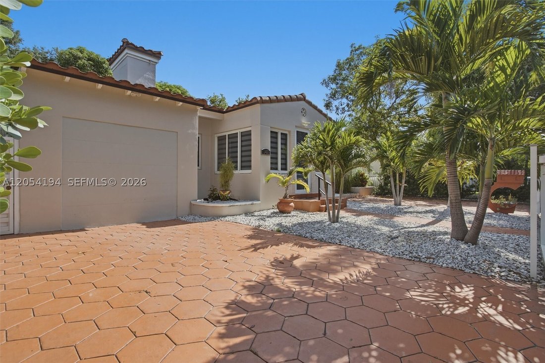 House in Miami, Florida, United States 3 - 18440040