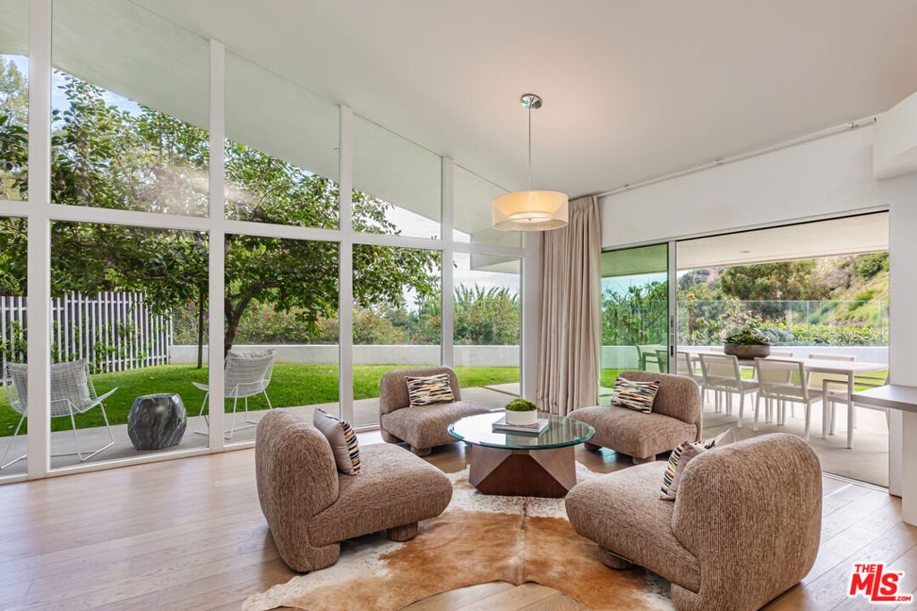 House in Los Angeles, California, United States 4 - 18511088