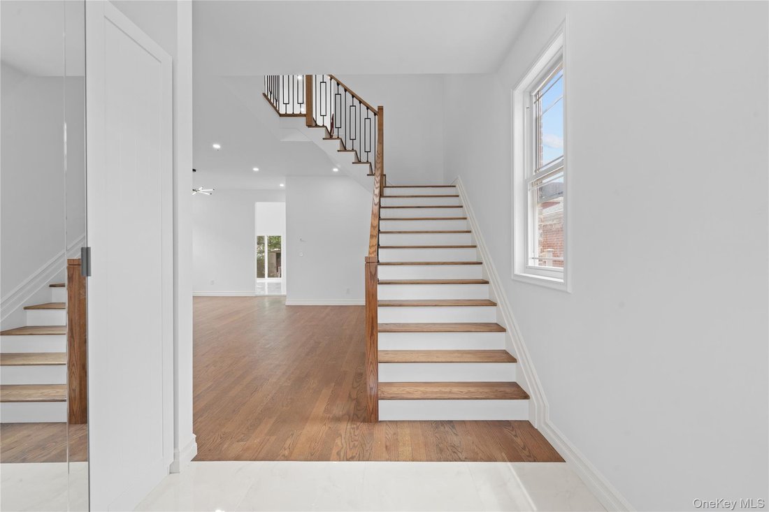 House in New York, New York, United States 3 - 18515339