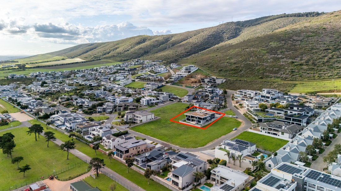 House in Cape Town, Western Cape, South Africa 1 - 18513849
