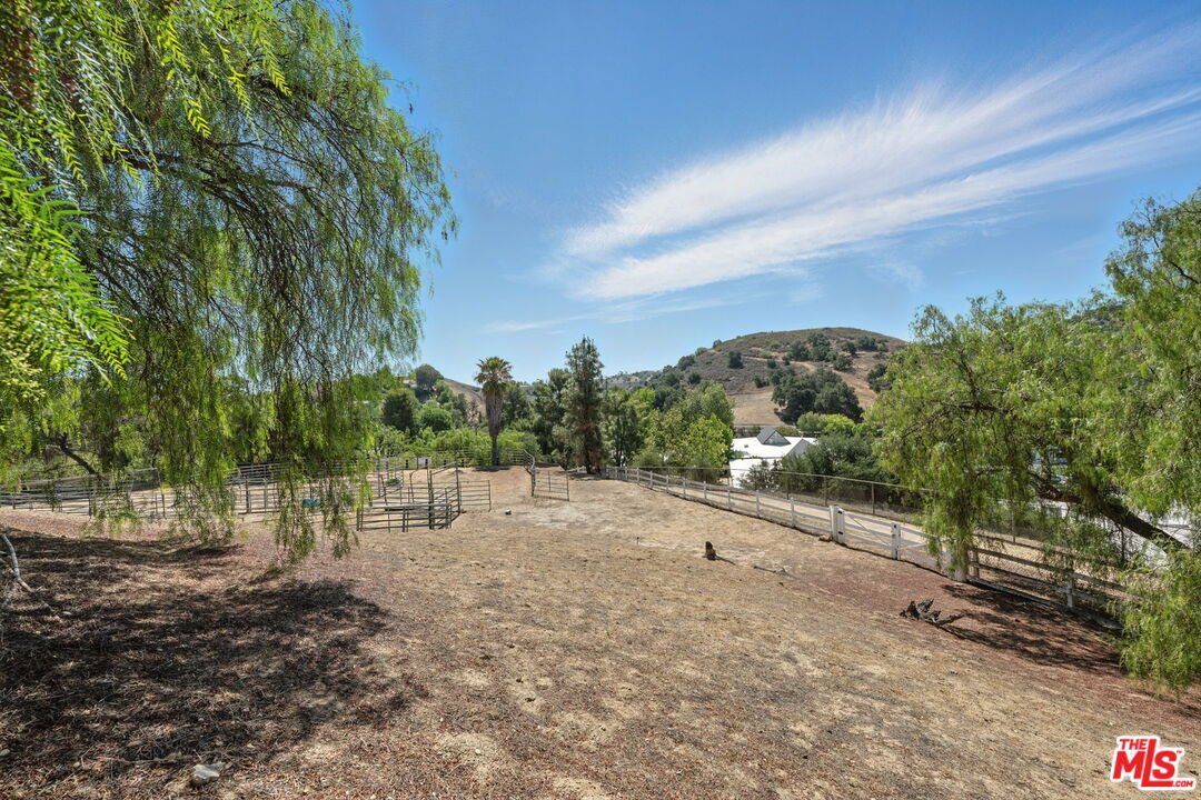 House in Hidden Hills, California, United States 3 - 18516054