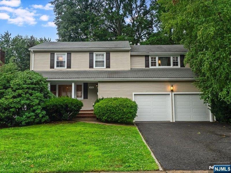 House in Paramus, New Jersey, United States 1 - 18508834
