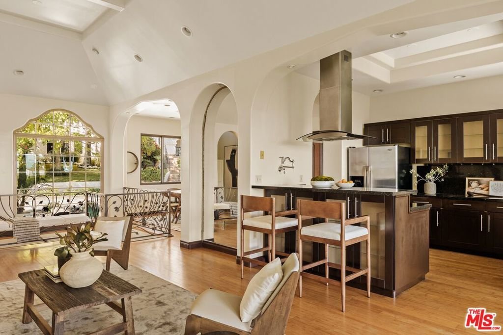 House in Los Angeles, California, United States 3 - 18508158