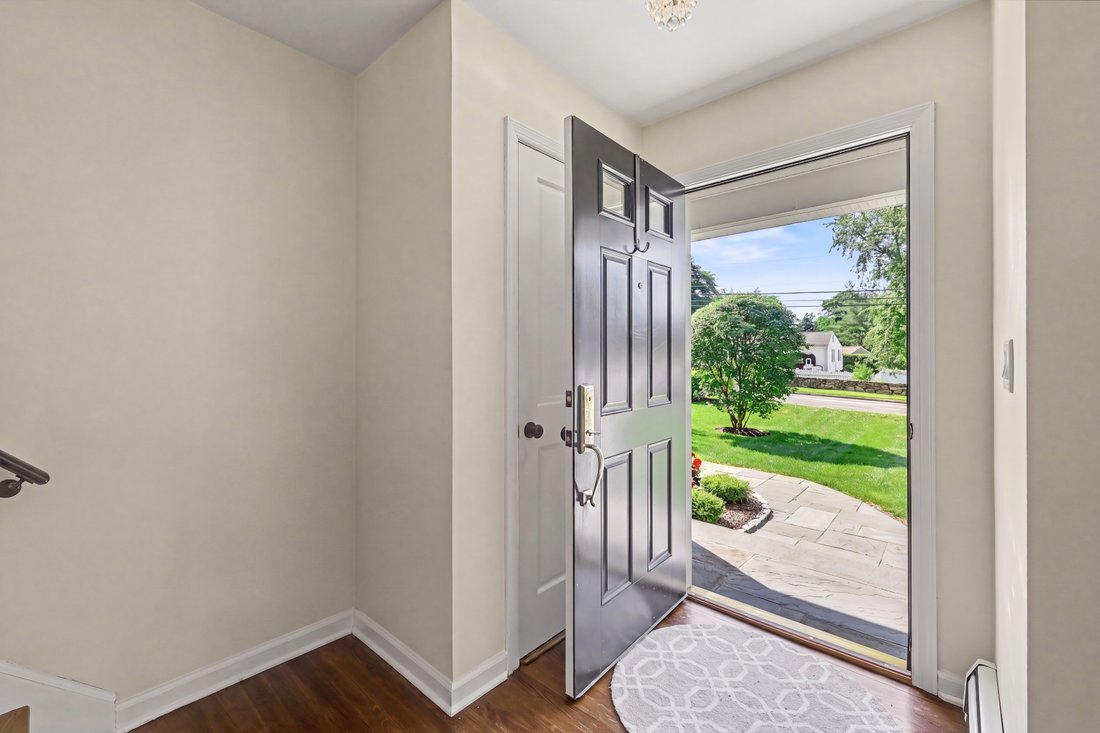 House in Norwalk, Connecticut, United States 5 - 18508085