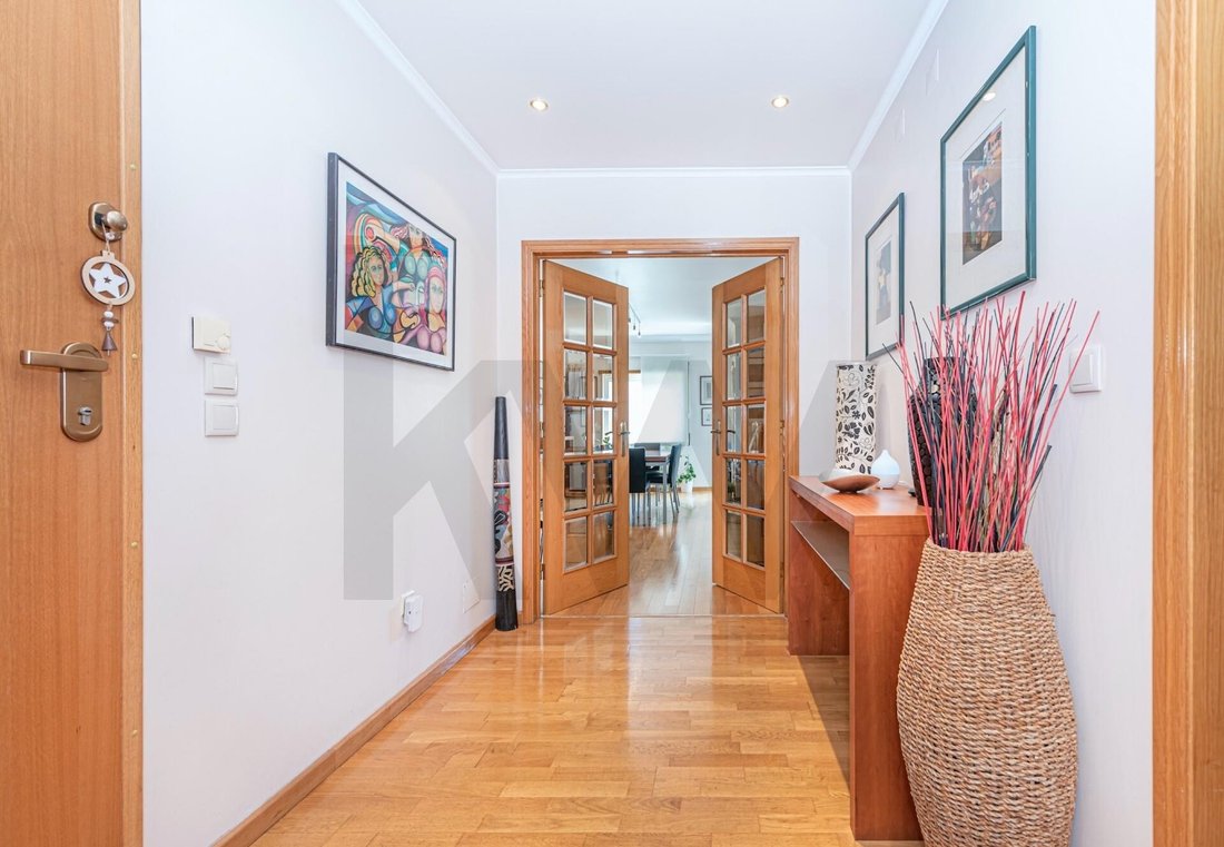 Apartment in Carnaxide e Queijas, Lisbon, Portugal 5 - 18515056