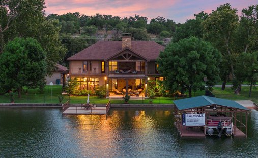 Maison à Buchanan Dam, Texas, États-Unis 1