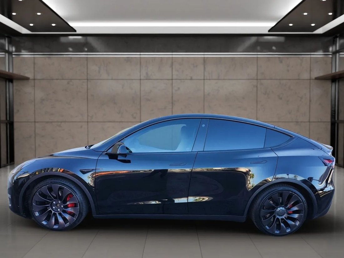 Suv in Fullerton, CA, United States 5 - 18509543