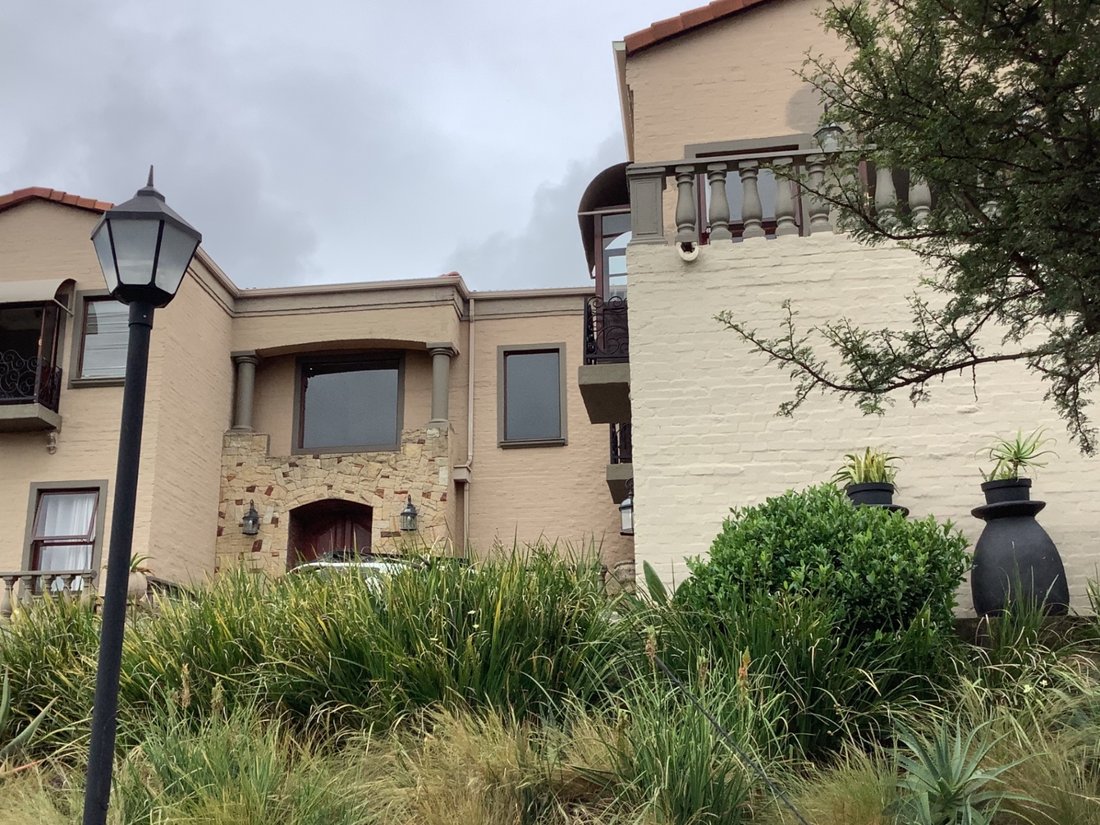Haus in Pretoria, Gauteng, Südafrika 2 - 18511693