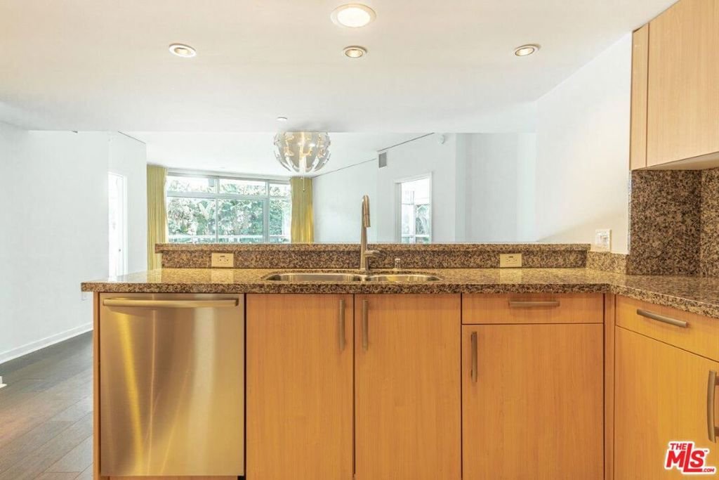 Condo in Marina del Rey, California, United States 4 - 18511076