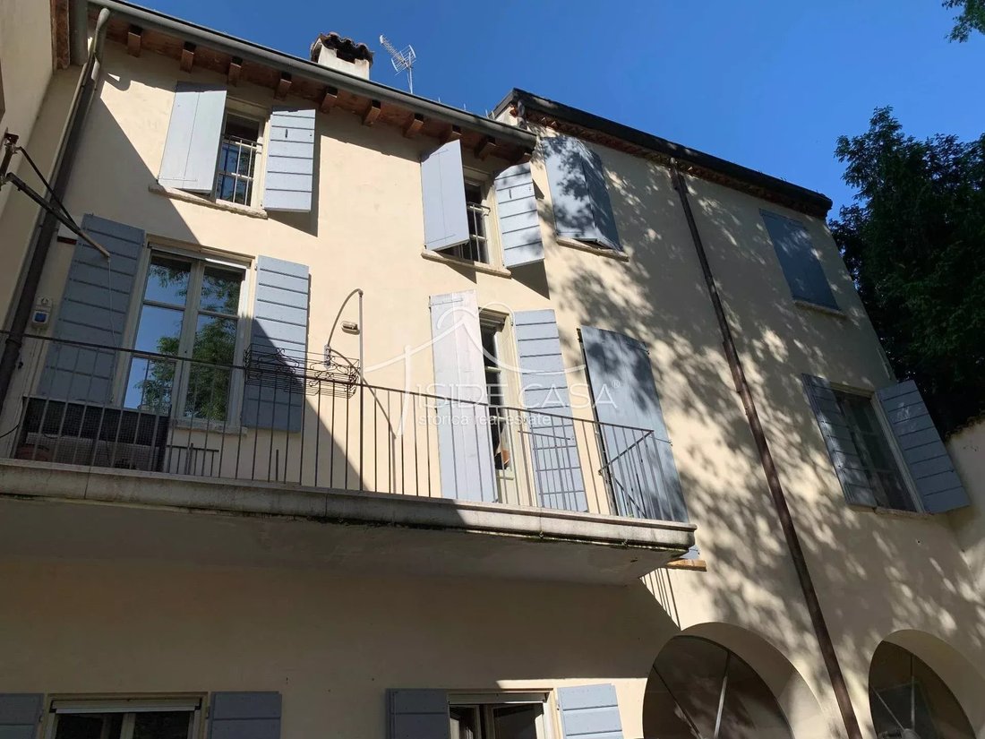 House in Historic Center, Mantua, Lombardy 1 - 18513202