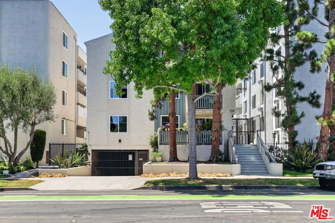 Santa Monica, California, United States 2 - 18513474