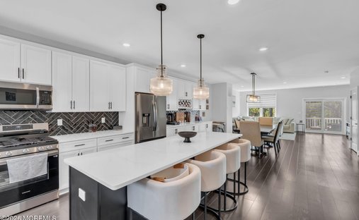 Condo in Union Beach, New Jersey, United States 1