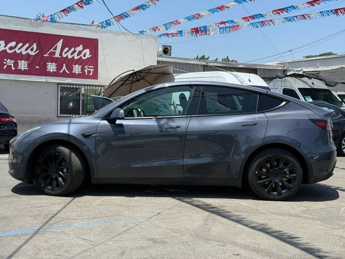 Suv in El Monte, CA, United States 4 - 18279219