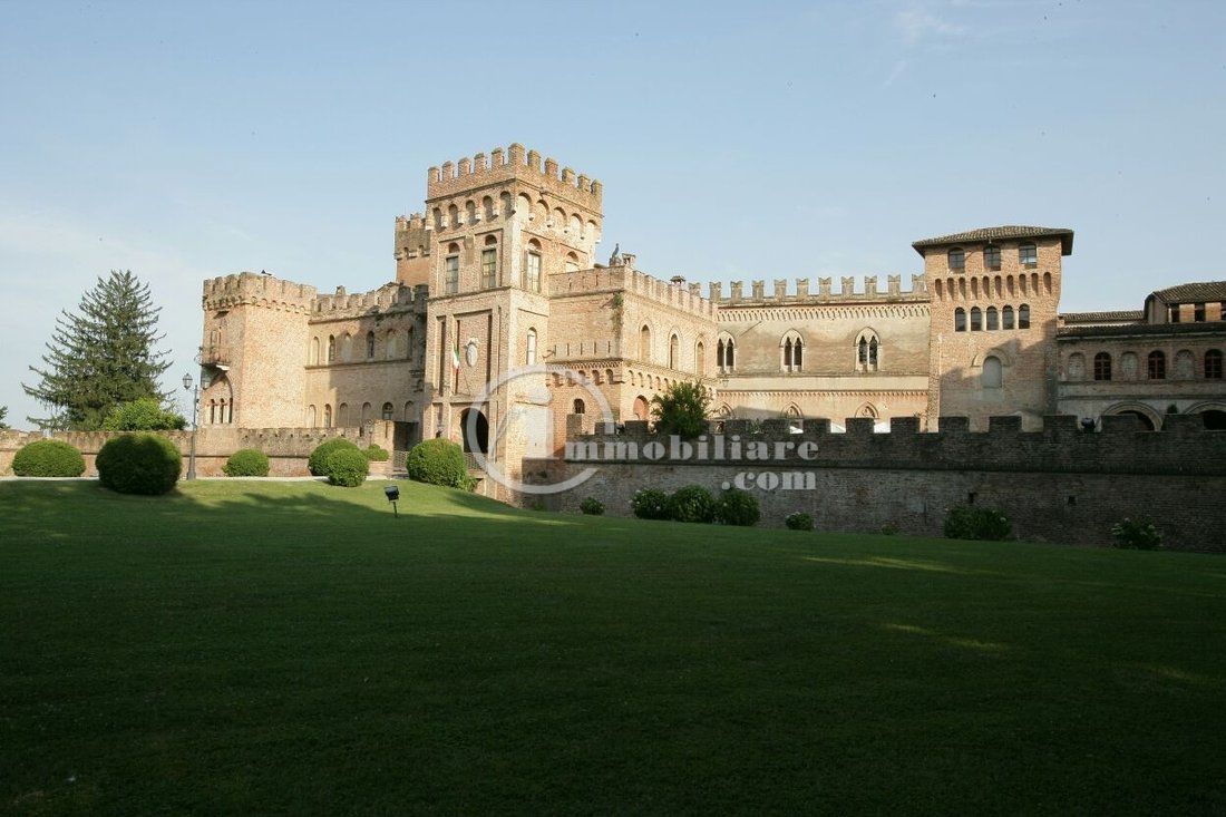 Torre de' Picenardi, Lombardy, Italy 3 - 18514343