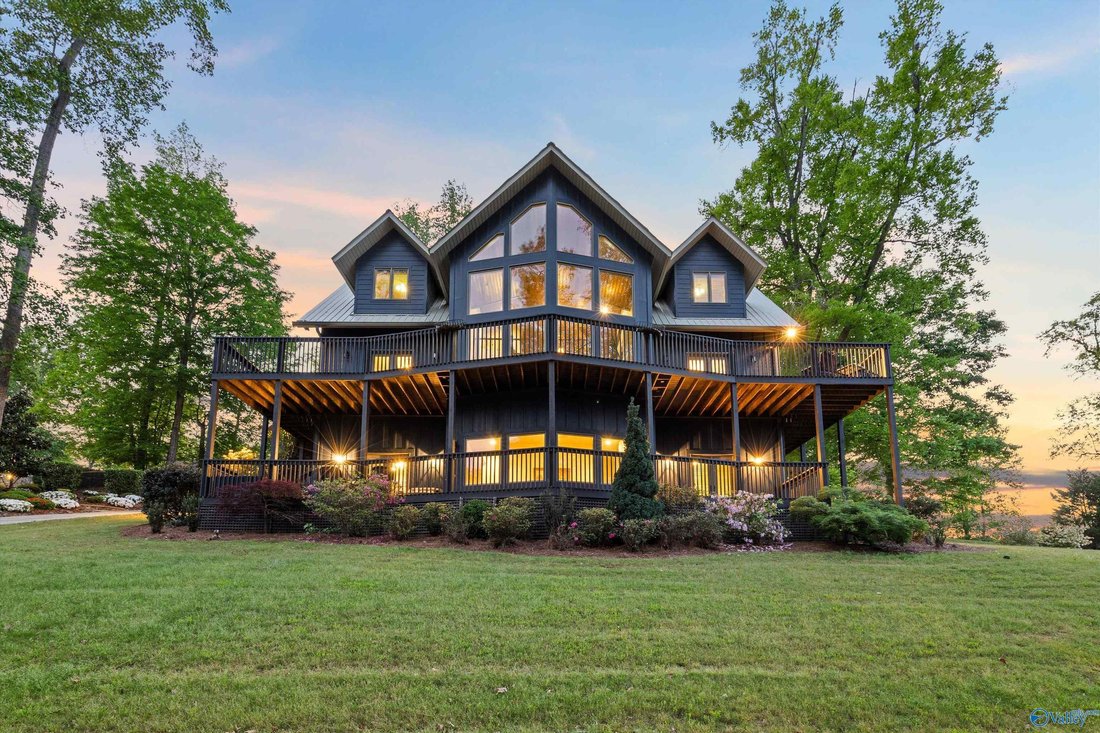 House in Scottsboro, Alabama, United States 3 - 18514379