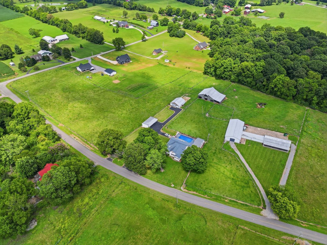 House in Cedar Hill, Tennessee, United States 4 - 18512463
