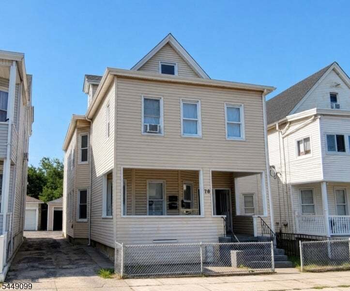 House in Passaic, New Jersey, United States 1 - 18510488