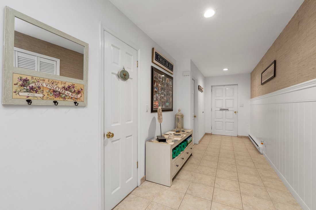 Condo in Long Beach, New York, United States 3 - 18513445
