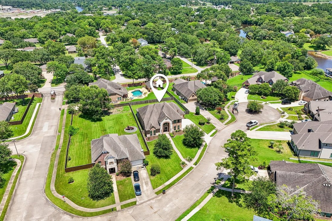 House in Dickinson, Texas, United States 2 - 18509396