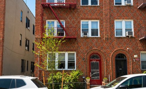 House in New York, New York, United States 1