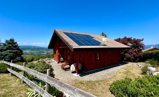 Chalet in Sud, La Roche-sur-Foron, France 1