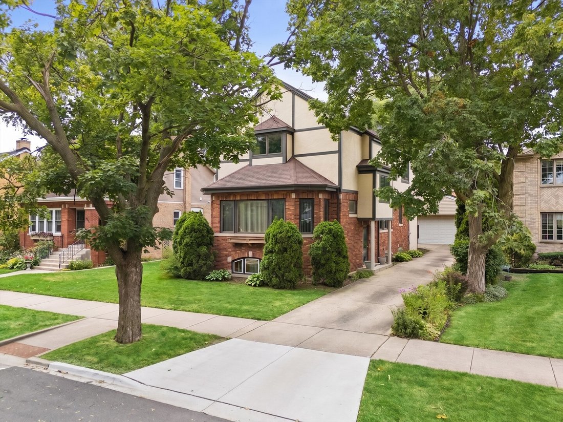 House in Chicago, Illinois, United States 3 - 18515960