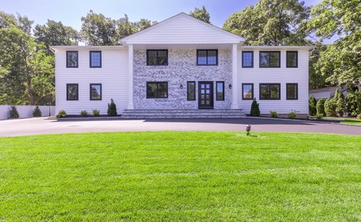 House in Huntington Station, New York, United States 1