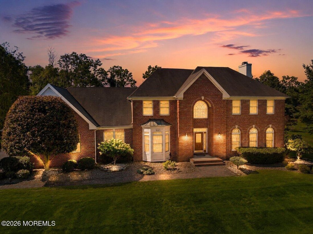 Freehold Township, New Jersey, United States 2 - 18508079