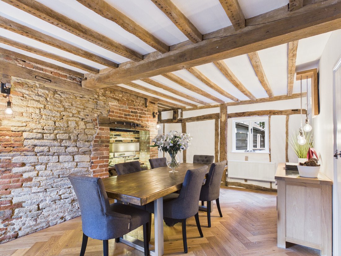 House in Arkwright Road Estate, Bedfordshire, England 5 - 18515567